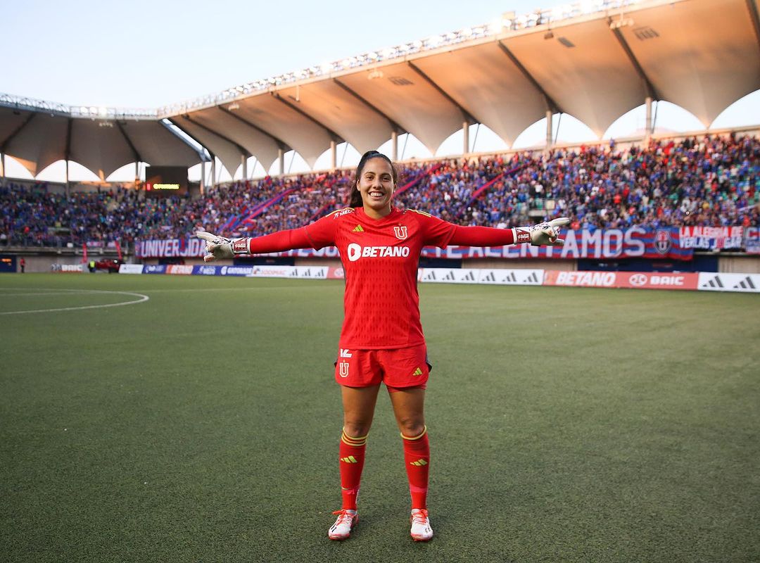 Gabriela Bórquez parte a préstamo a Colombia - La Magia Azul